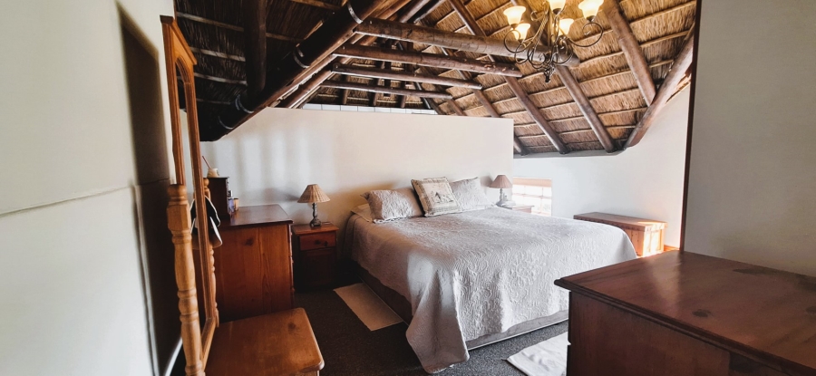 4 Bedroom Property for Sale in Witsand Western Cape